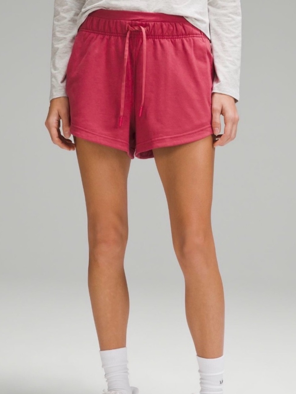 lululemon athletica Women's Hot Pink Elastic-Waist Athletic Shorts 3 in inseam